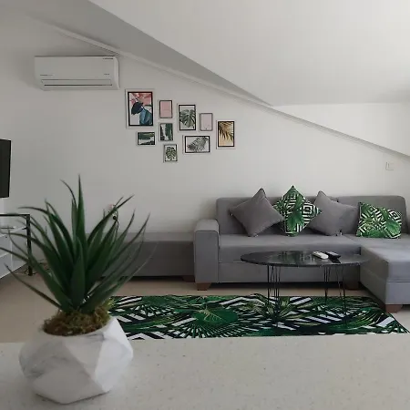 Igdeli Aparts Apartahotel *